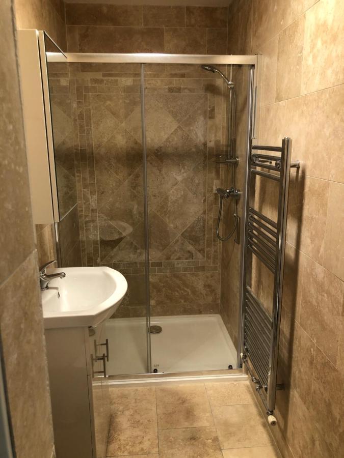 Skellig Port Accommodation - 1 Studio Bed Apartment 波托马里 外观 照片